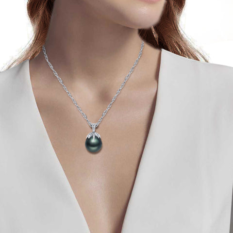 Starburst Tahitian Shell Pearl Pendant with CZ
